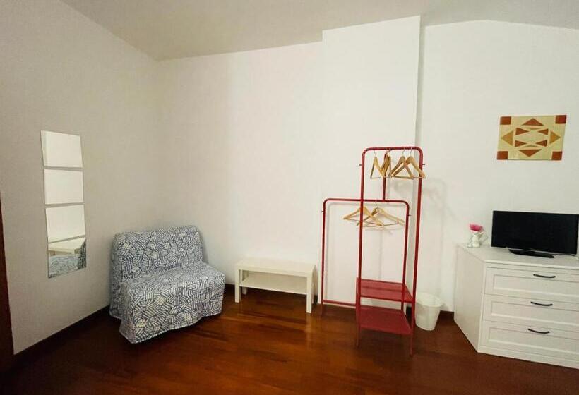 اتاق استاندارد با تخت بزرگ, Villetta Home Castelli Apartments