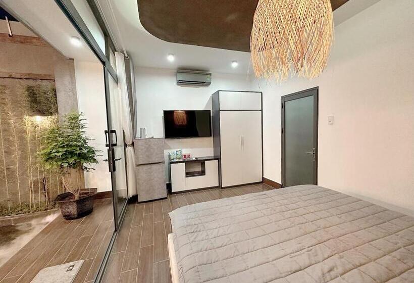 اتاق استاندارد با تخت بزرگ, Windy S House   Homestay & Cafe   Vũng Tàu