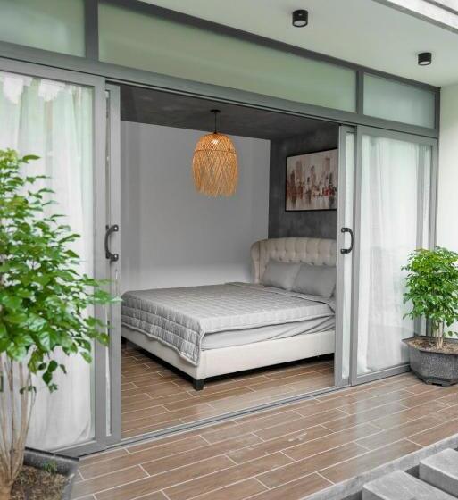 اتاق استاندارد با تخت بزرگ, Windy S House   Homestay & Cafe   Vũng Tàu