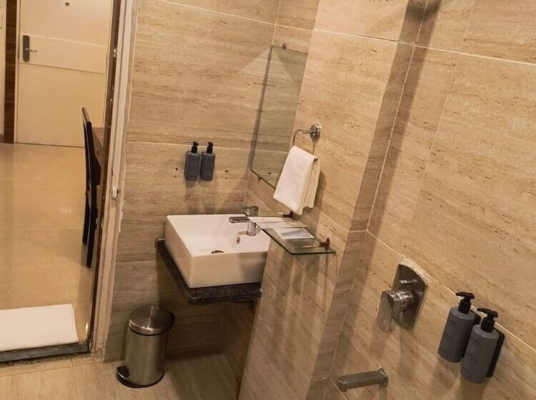 اتاق لوکس, Playsales By Playotel