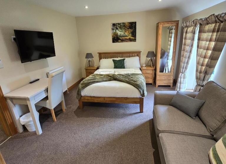 Family Suite, The Star Inn, Weaverthorpe