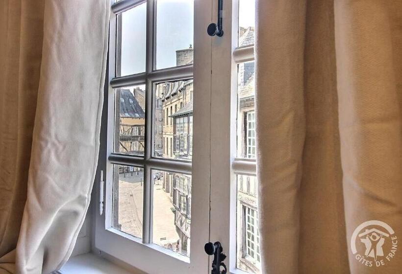 Семейный Номер, Guest House Saint Yves