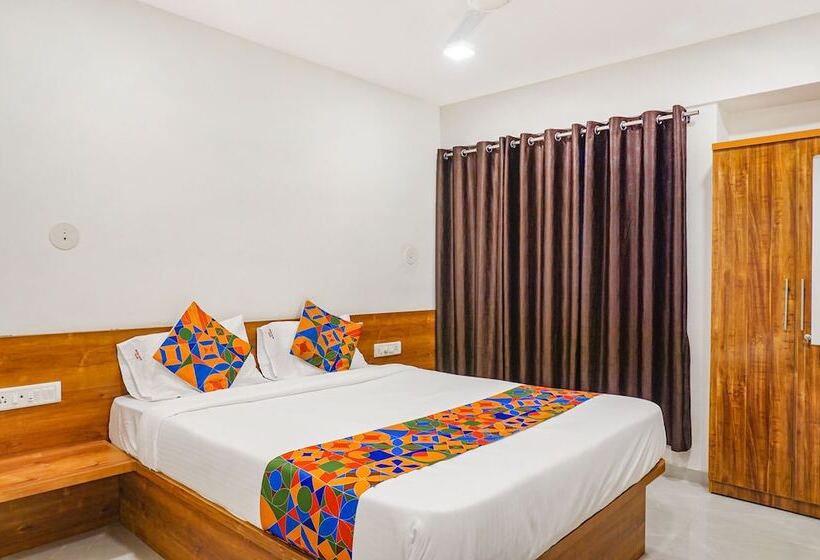 اتاق لوکس, Fabhotel Royal Palace Inn   Lal Mahal