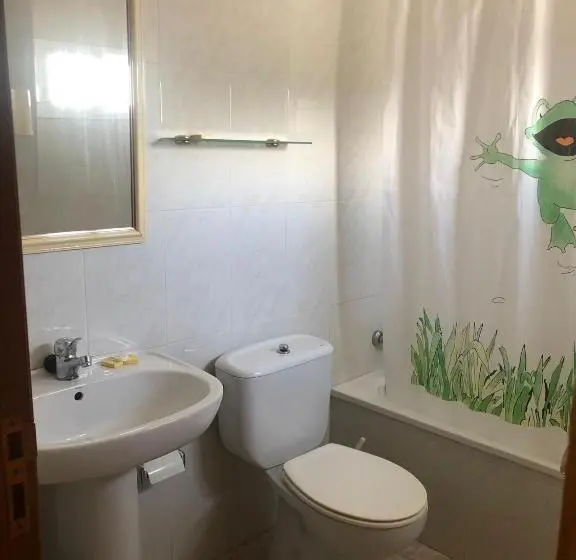 バルコニー付きスタンダードルーム, Hostal Pensión La Torre