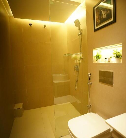 디럭스 룸, Capital Luxury Suites