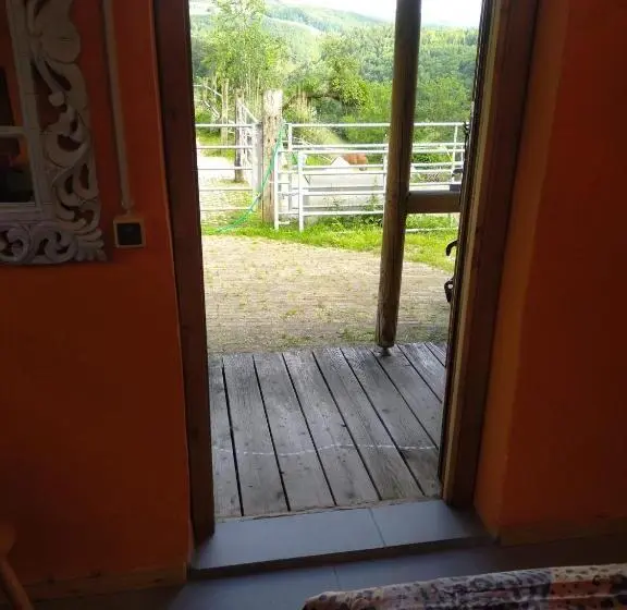 テラス付きスタンダードルーム, Charmantes Western Zimmer Mit Veranda Auf Dem Raihof
