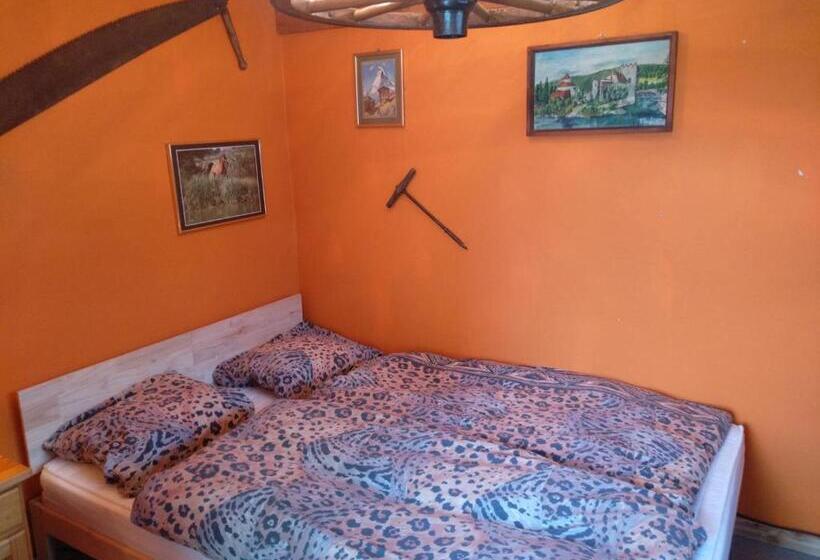 חדר סטנדרט עם טרסה, Charmantes Western Zimmer Mit Veranda Auf Dem Raihof