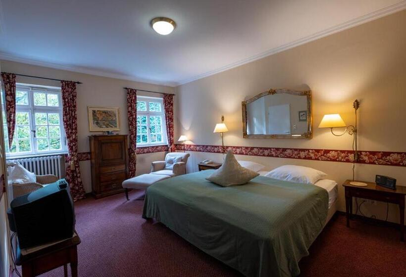 标准间, Diedrichshof