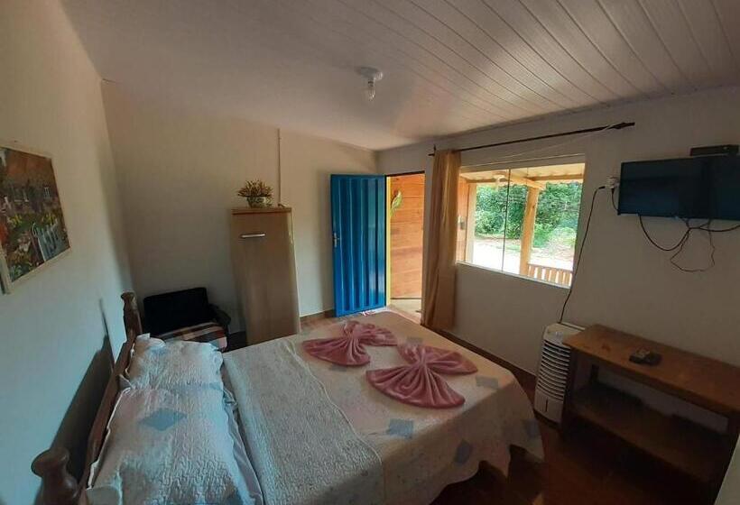 غرفة قياسية مزوَّدة بشُرفة, Pousada Sabor Da Canastra