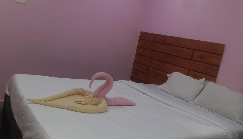 اتاق لوکس سه تخته, Skyway Rooms