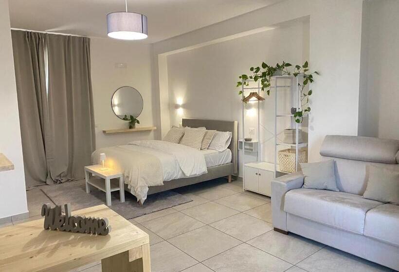 غرفة ديلوكس سرير كينج, Grey Haven Apartments And Suites