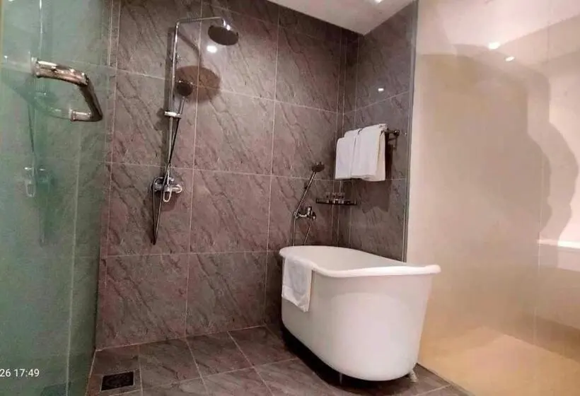 سوییت, Seeds Hotel Premier The Mines Seri Kembangan