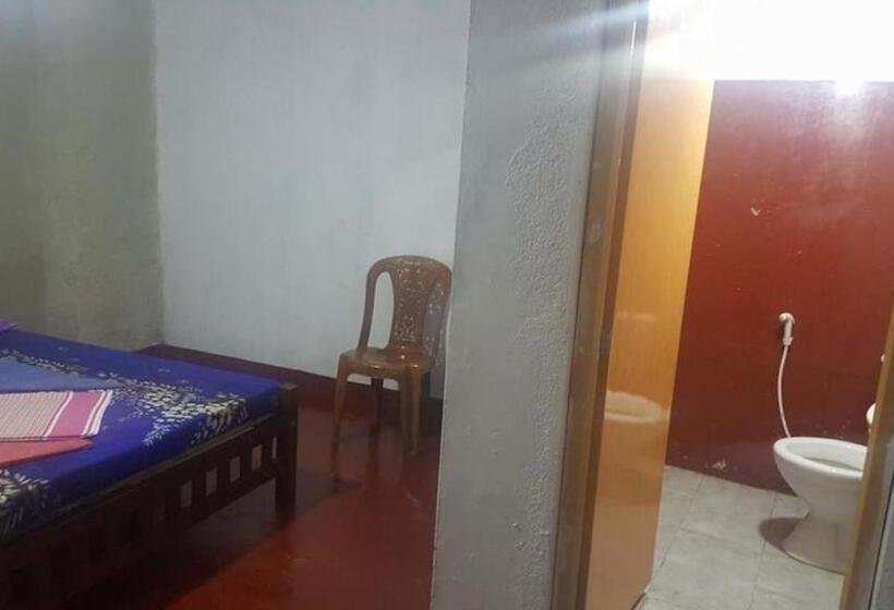 エコノミー4人部屋, Pure Land Villa