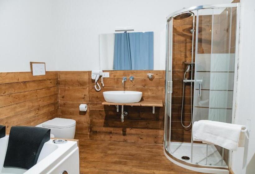 Quarto superior, Sea House