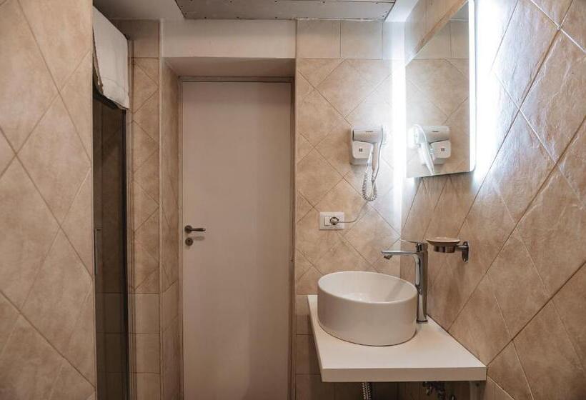 Quarto Triplo Standart, Sea House