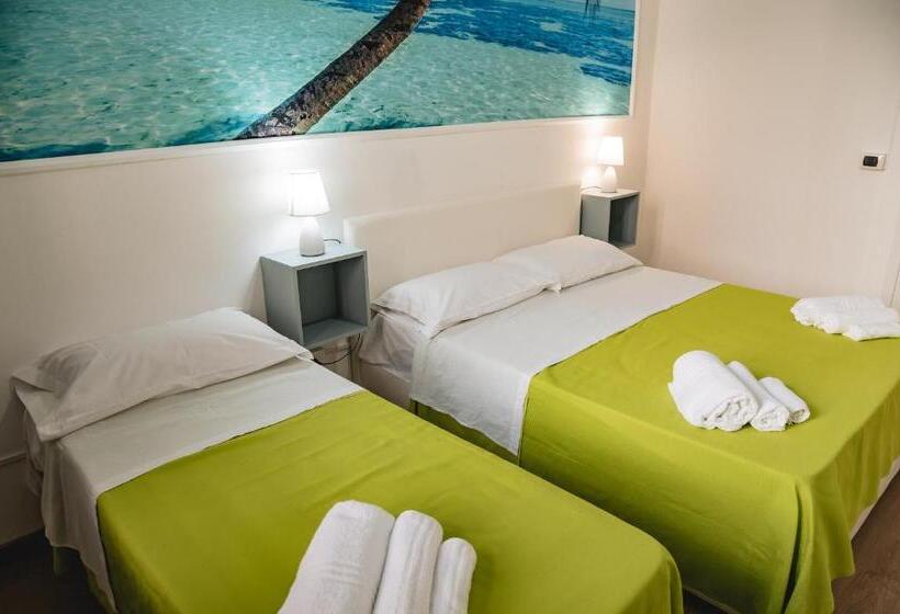 Quarto Quádruplo Standard, Sea House