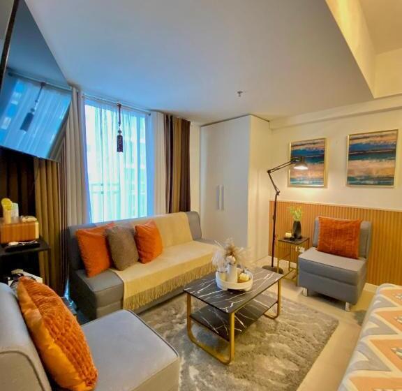 1 Bedroom Apartment Mountain View, Centennial Staycation At Azure North Pampanga