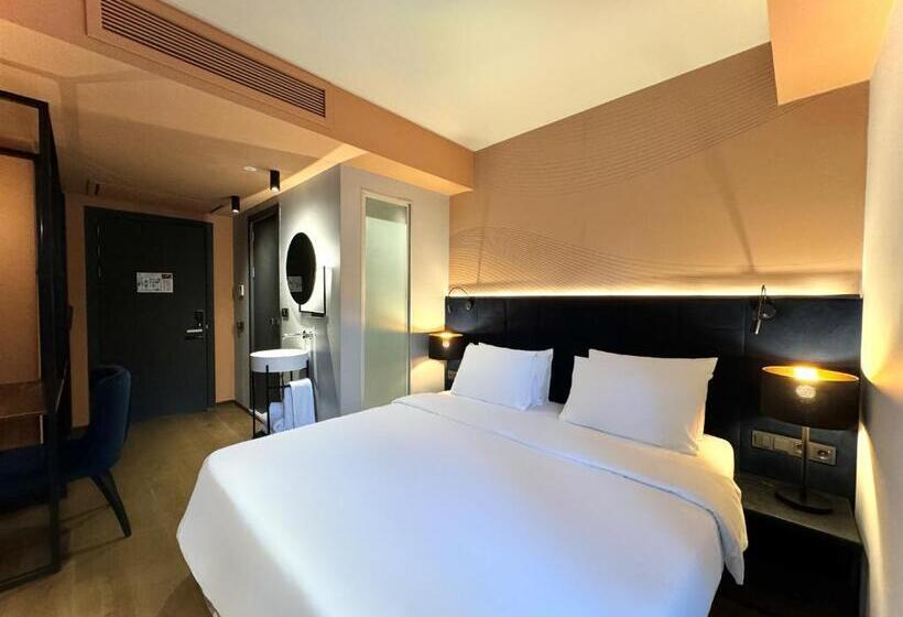 اتاق استاندارد با تخت بزرگ, Tbilisi Edition   Design