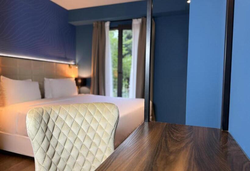 اتاق استاندارد, Tbilisi Edition   Design