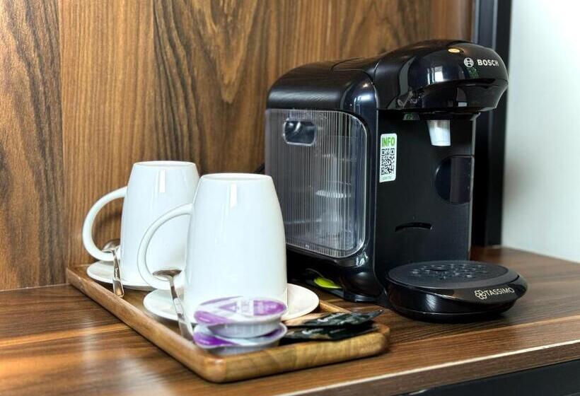 اتاق لوکس با تخت بزرگ, Tbilisi Edition   Design