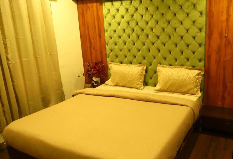 וילה בת חדר שינה 1, Mani Hotel And Restaurant