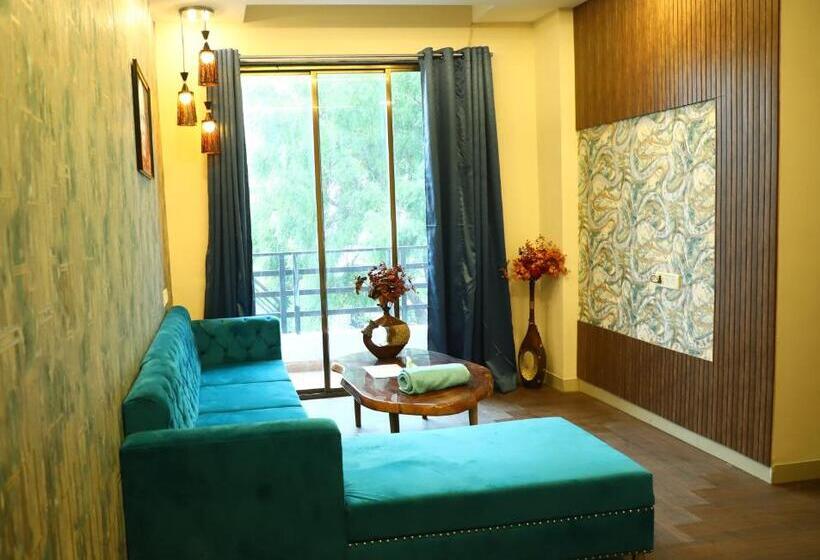 חדר דלוקס, Mani Hotel And Restaurant