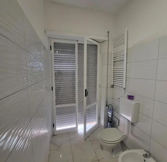 اتاق سوپریور با تخت بزرگ, Leonardo Da Vinci Guest House