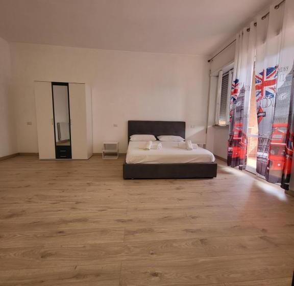 キングサイズベッドのスーペリアルーム, Leonardo Da Vinci Guest House