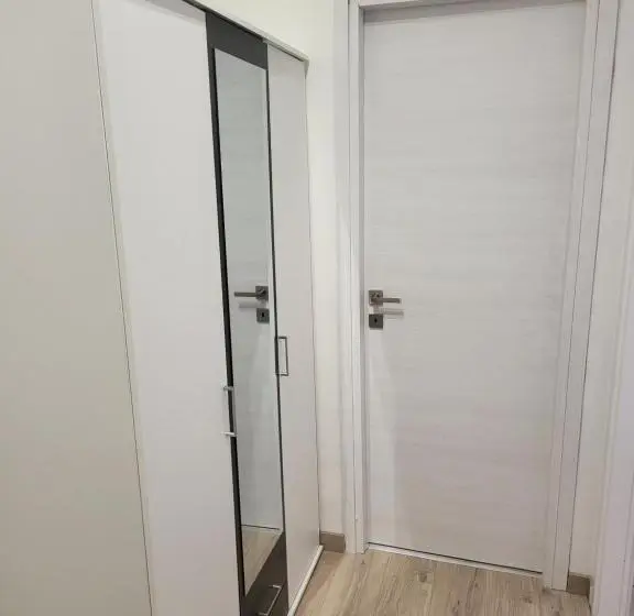 اتاق لوکس با تخت بزرگ, Leonardo Da Vinci Guest House