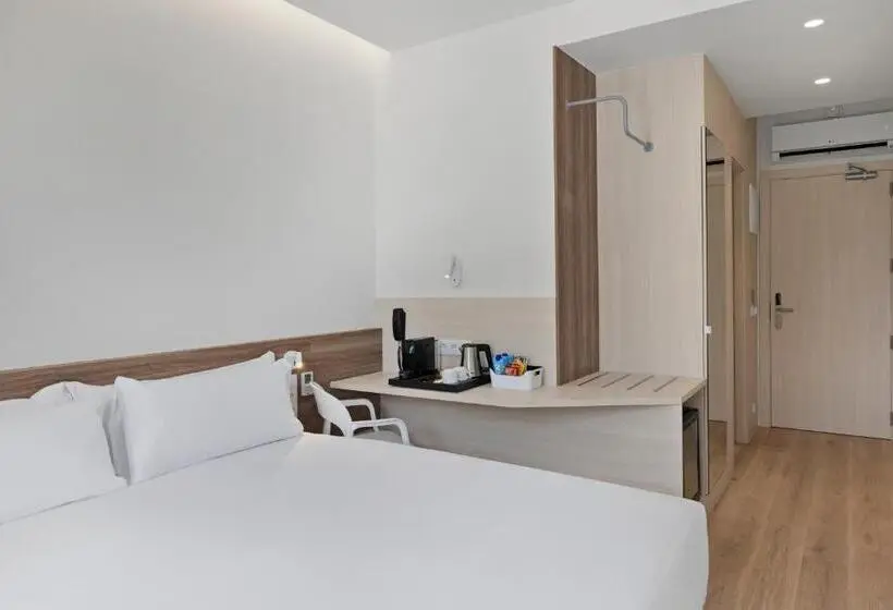 デラックスルーム, B&b Hotel Santiago Milladoiro