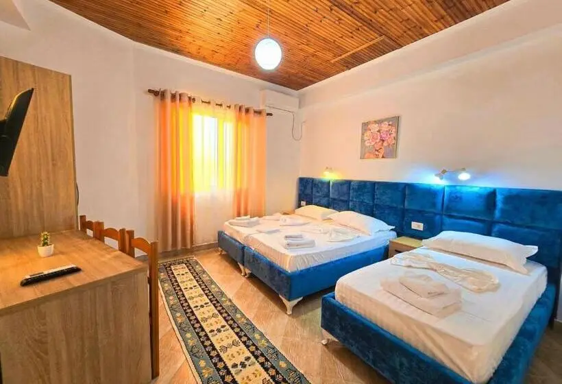اتاق استاندارد سه نفره, Enma Rooms