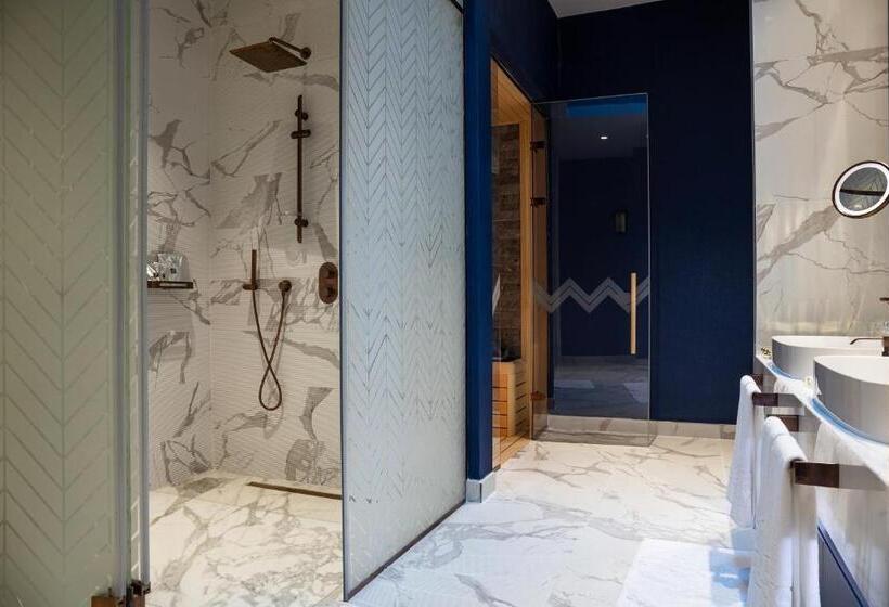 سوئیت پرزیدنت, Karavansaray Turkistan Family Hotel   Flying Theatre Access