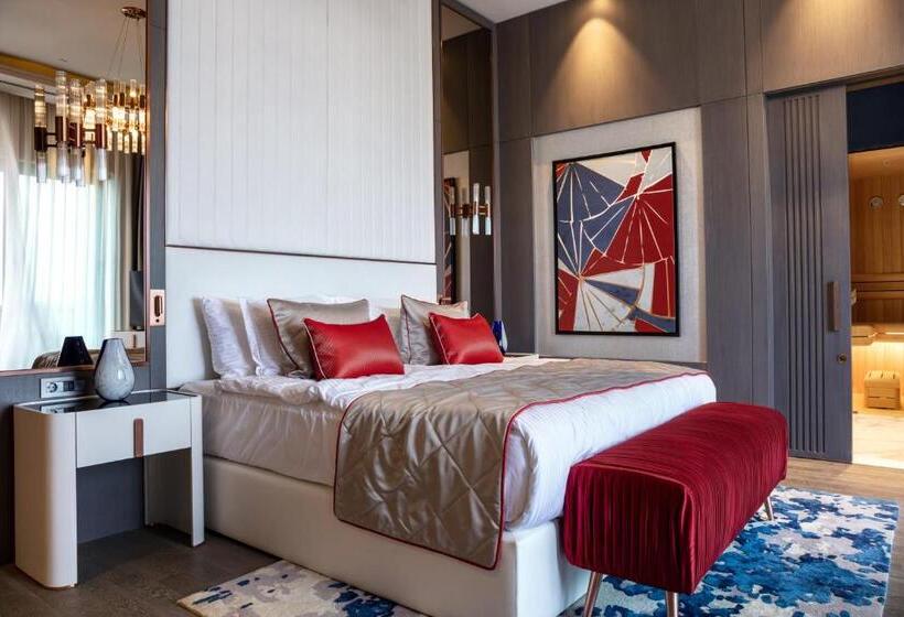 سوئیت پرزیدنت, Karavansaray Turkistan Family Hotel   Flying Theatre Access