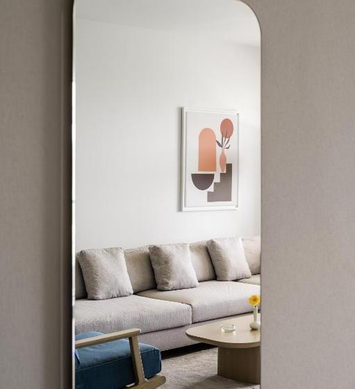 سوییت, The G Hotel Einbay