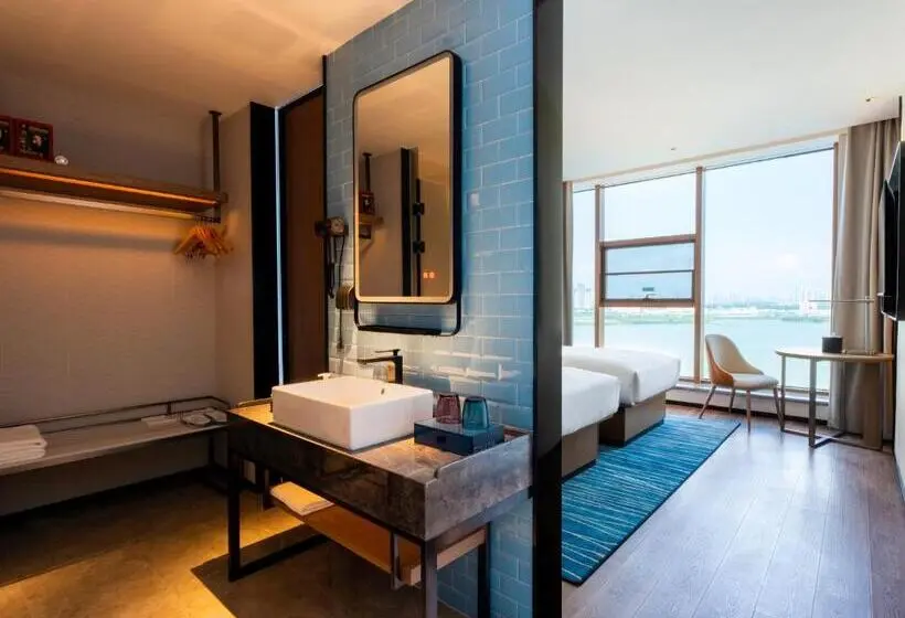 Standard-huone Järvinäkymä, Echarm Hotel   Wuhan Jingkai Yongwang Sports Center