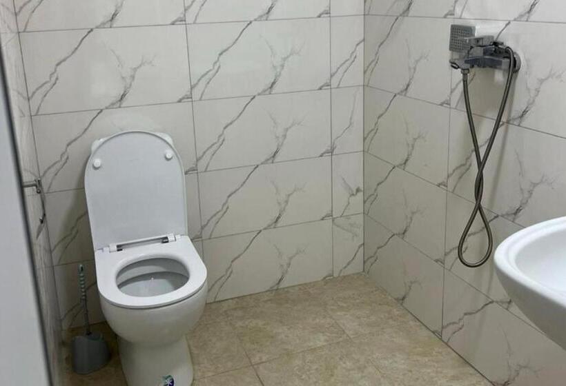 اتاق خانوادگی, Ararat