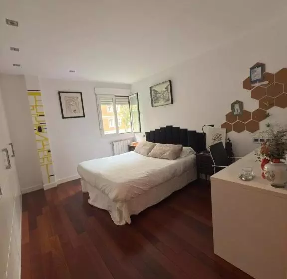 اتاق استاندارد, Habitación Amplia Con Baño A 5 Min Retiro