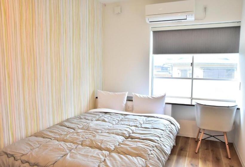 Номер Стандарт, Hostelコトヒラクラスカ
