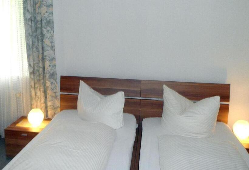 Quarto standard, Schneider