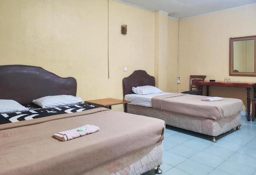 패밀리 룸, Tanjung Pinang Jaya Redpartner