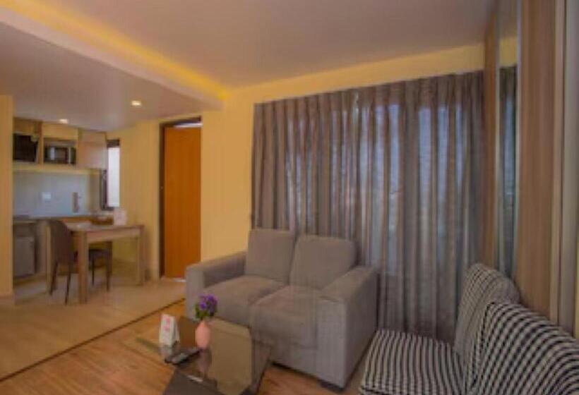 سوییت, Oyo 262 Hotel Kumari