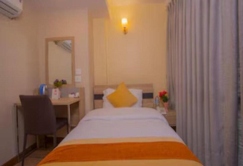 اتاق اکونومی, Oyo 262 Hotel Kumari