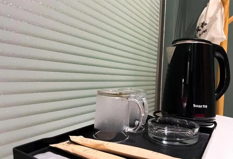 スーペリアファミリールーム, 客居青山
