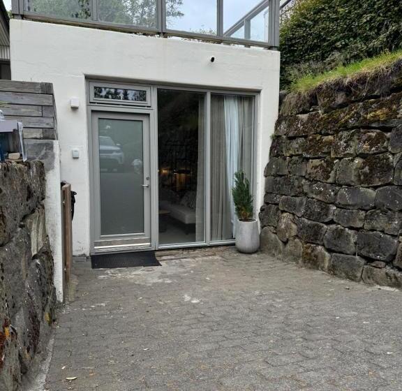 استودیوی لوکس, Studio Apartment In Central Reykjavik