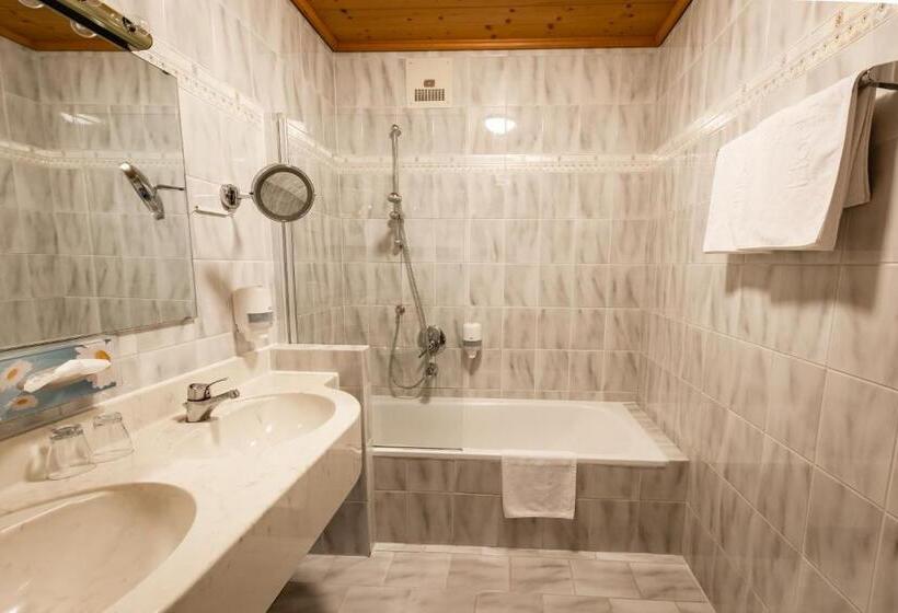 ファミリーステューディオ, Haus Garden