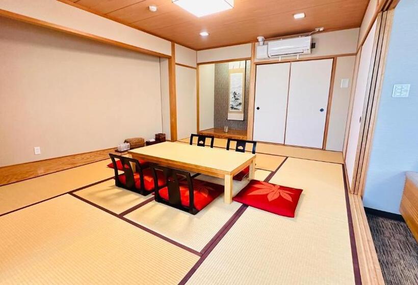 סוויטה משפחתית, Global Resort Nukui