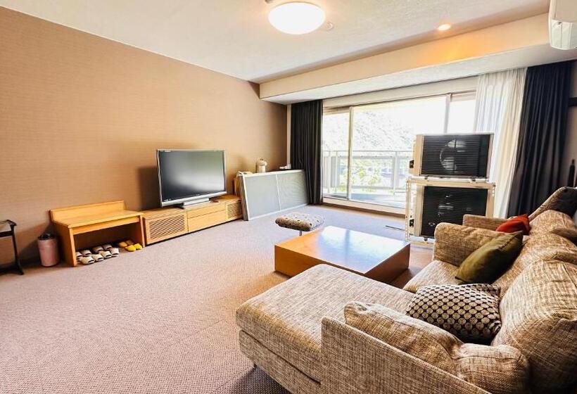 סוויטה דלוקס, Global Resort Nukui