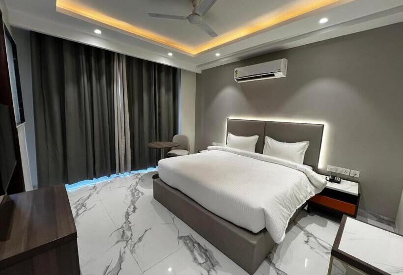 Aile Odası, Hoften Sukh Vasa, Sector 51 Gurgaon