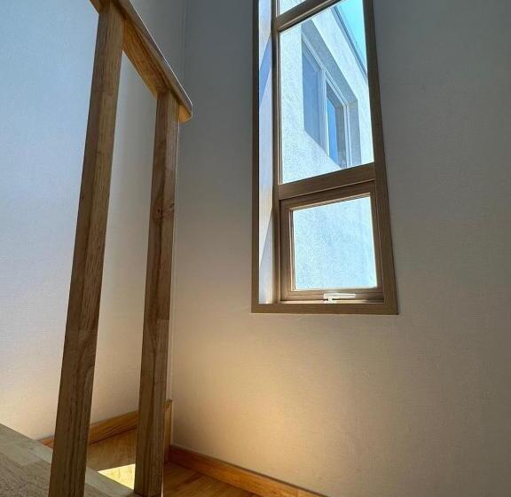 Quarto Quádruplo Standard, Dangjin Stay 199