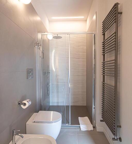 高级大房间, Le Fare